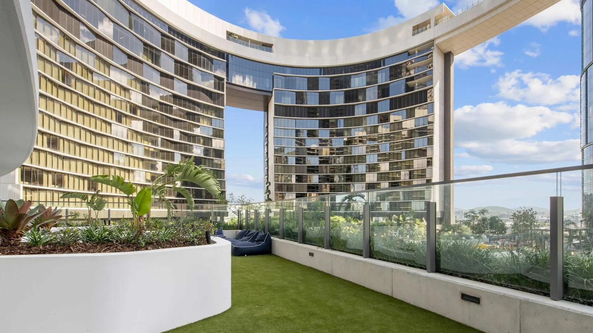 Daire City Luxury Stay River & City Access Brisbane